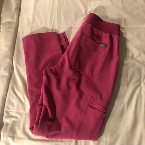 Figs Pants - Figs scrub pants, pink, EUC